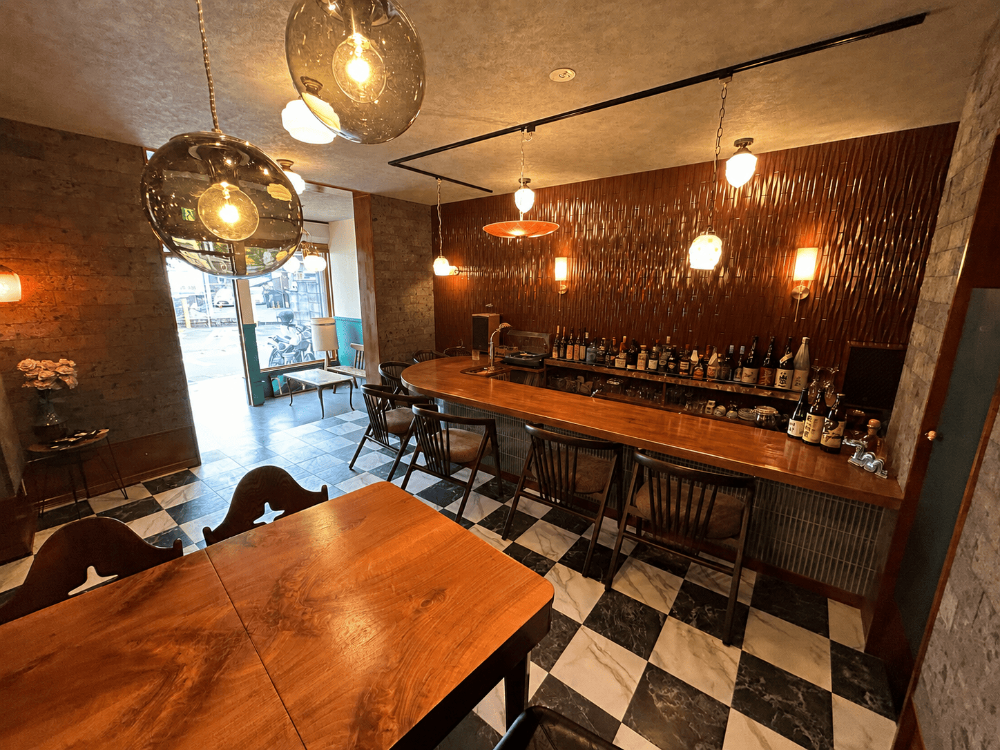 Telegraph Bar Counter